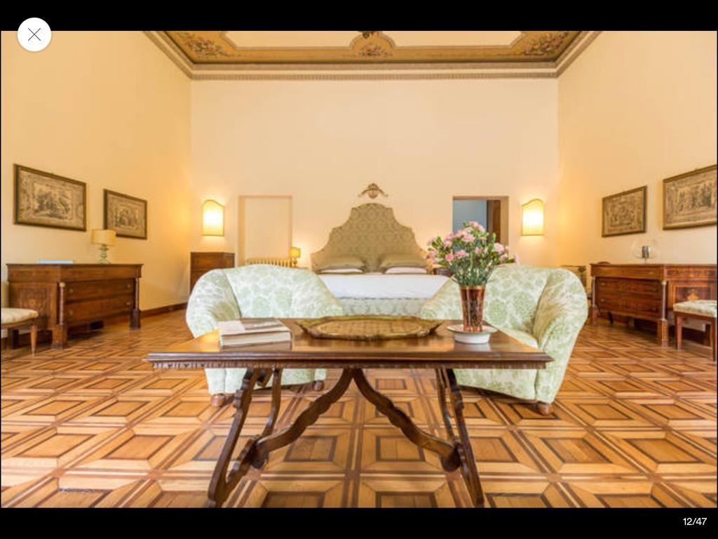 Palazzo Mantua Benavides & Padoue